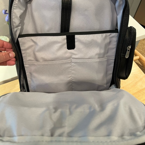 Piel Black Leather Computer Backpack - Picture 3 of 4